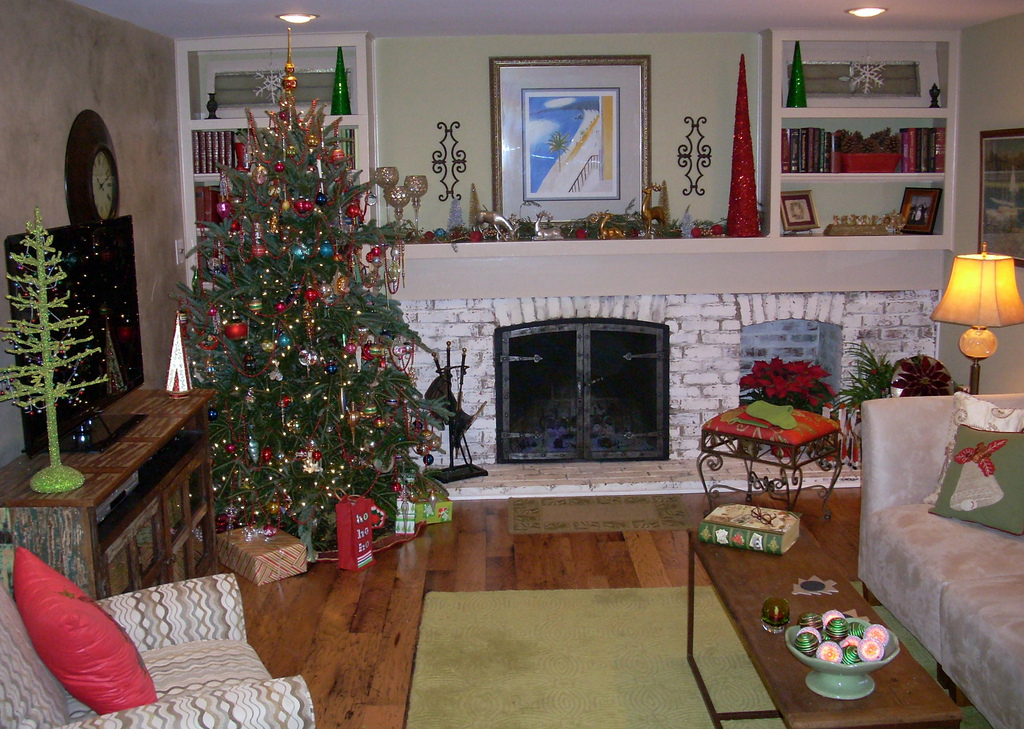 holiday-decorating