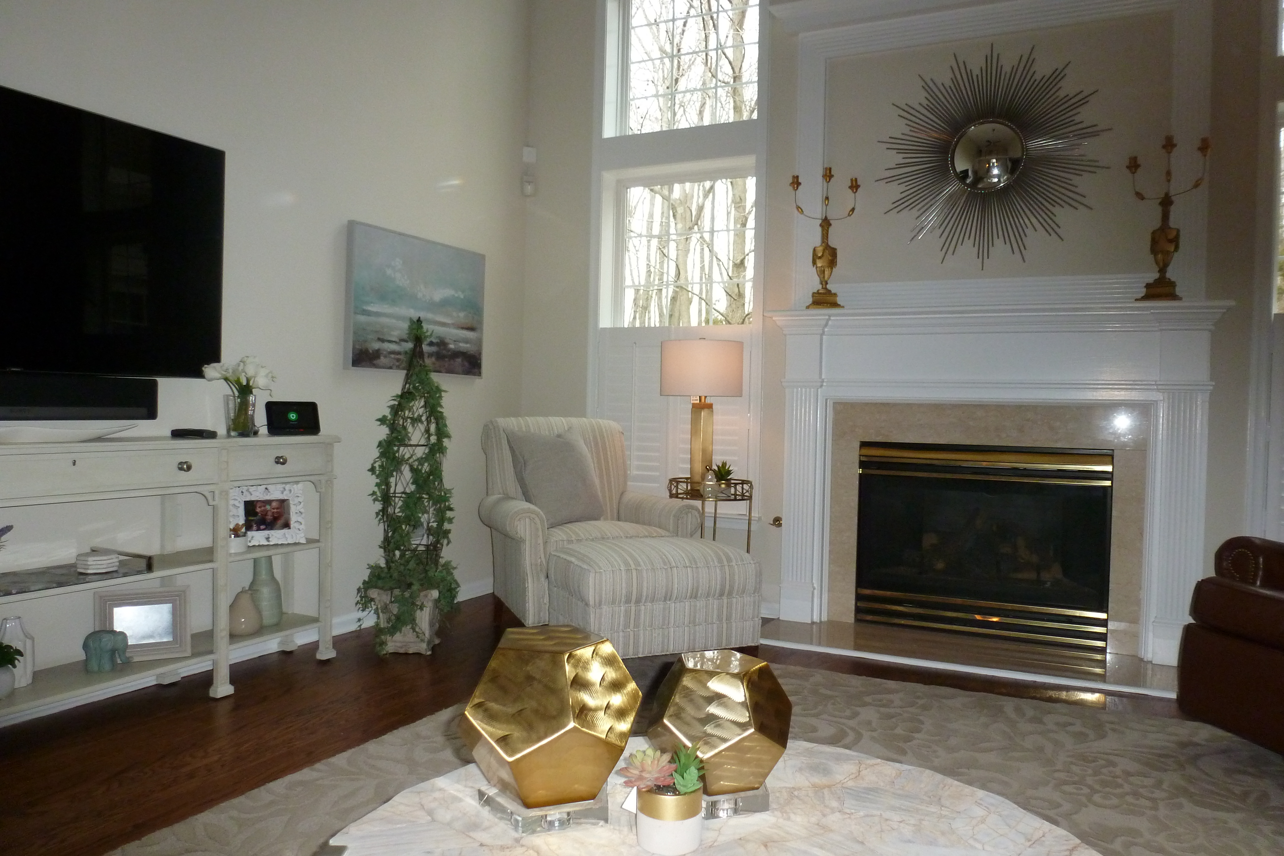 Living Room 07