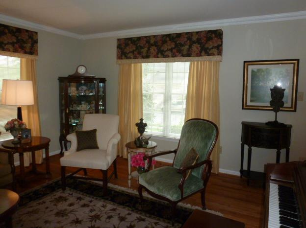 living-and-family-rooms21